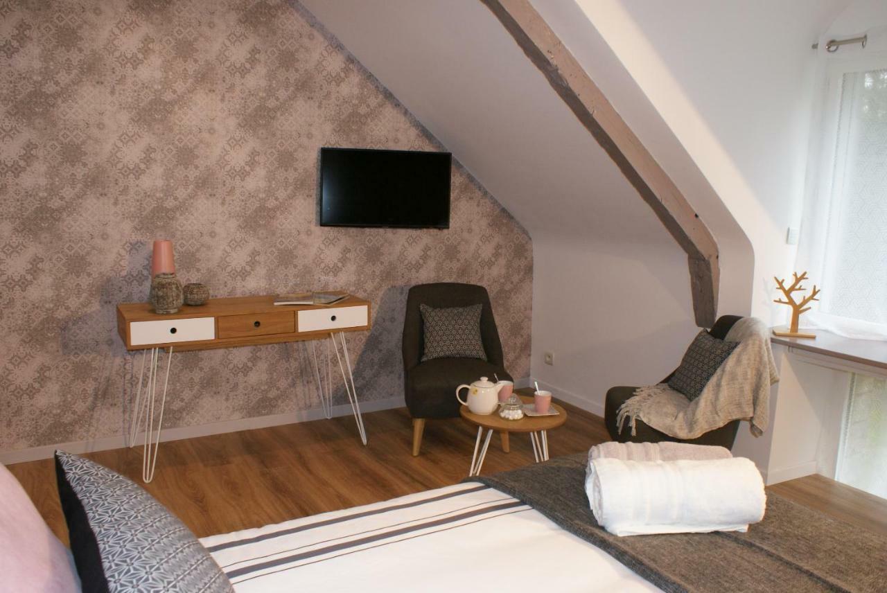 Bed and Breakfast Aux Agapanthes Pluherlin Экстерьер фото