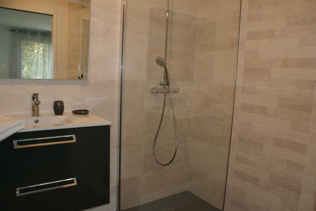 Bed and Breakfast Aux Agapanthes Pluherlin Экстерьер фото